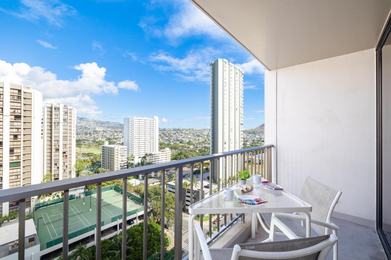 Beautiful Mountain View In Waikiki Sunset With Parking Apartment Honolulu Exterior foto