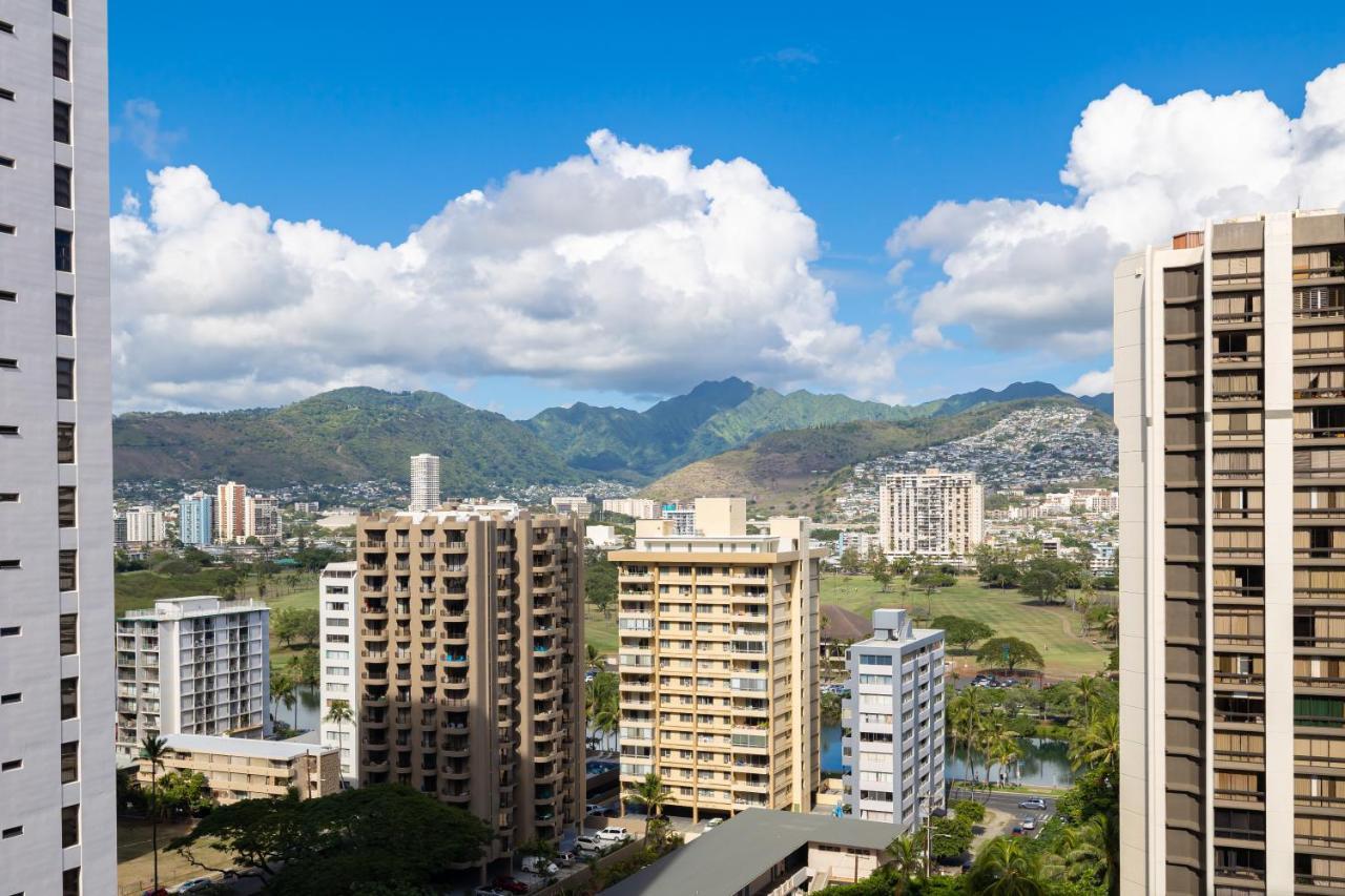 Beautiful Mountain View In Waikiki Sunset With Parking Apartment Honolulu Exterior foto